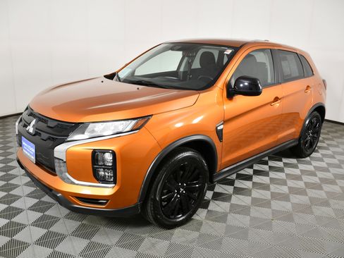 Used 2025 Mitsubishi Outlander Sport LE image 10