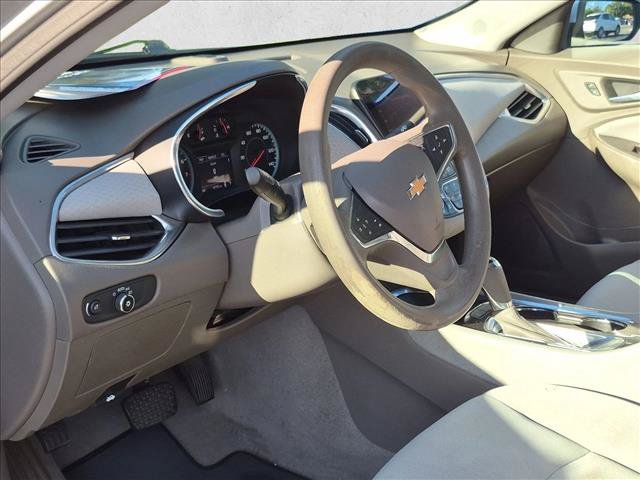 Used 2020 Chevrolet Malibu LT FWD image 10