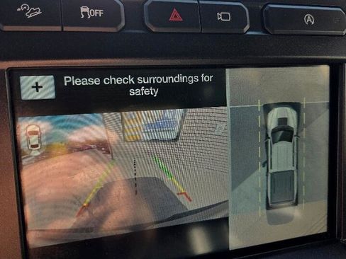 Used 2018 Ford F150 Raptor w/ Equipment Group 802A Luxury image 26