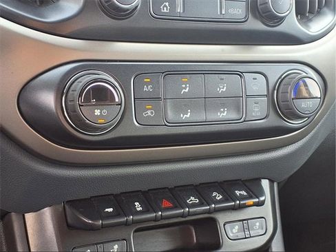 Certified 2022 Chevrolet Colorado Z71 image 9