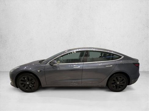 Used 2018 Tesla Model 3 Performance image 9