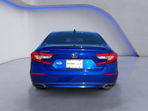 Used 2022 Honda Accord Sport image 4