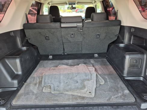 Used 2010 Toyota 4Runner SR5 RWD image 14