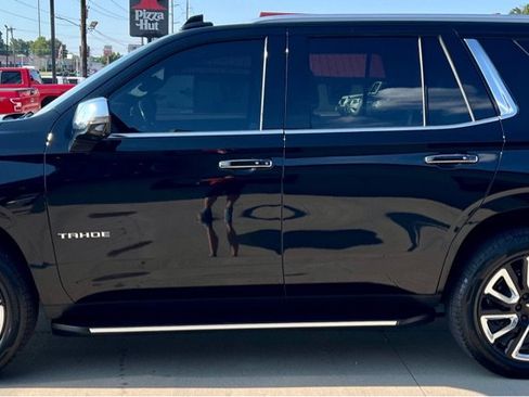 Used 2021 Chevrolet Tahoe Premier w/ Premium Package AWD/4WD image 4