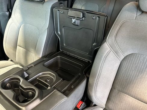 Used 2021 RAM 1500 Big Horn AWD/4WD image 24