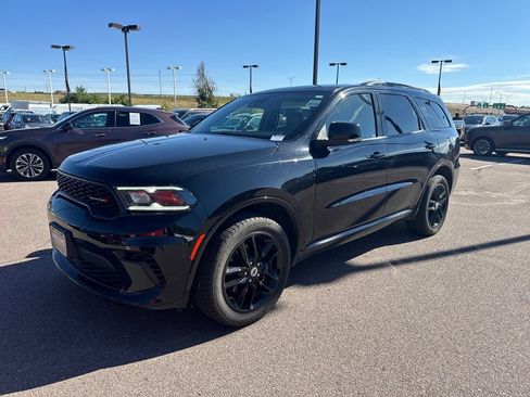 Used 2024 Dodge Durango GT AWD/4WD image 2