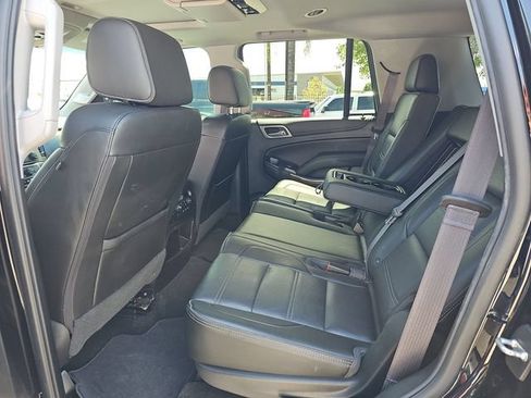 Used 2017 GMC Yukon Denali w/ Open Road Package AWD/4WD image 8
