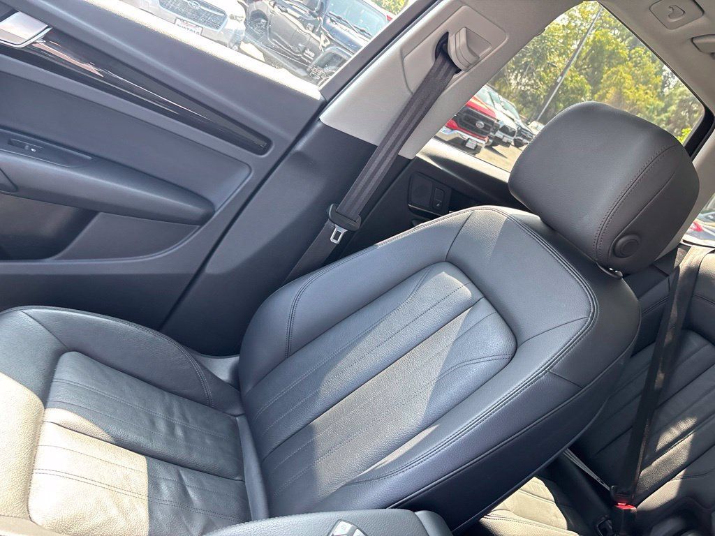 Used 2018 Audi Q5 2.0T Premium AWD/4WD image 18
