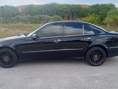 Used 2009 Mercedes-Benz E 350 E 350 4MATIC AWD 4dr Sedan