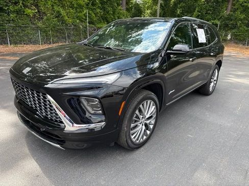 Used 2026 Buick Enclave Avenir w/ Super Cruise Package FWD image 1