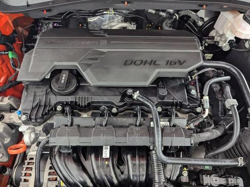 Certified 2024 Hyundai Kona SEL w/ Convenience Package FWD image 11