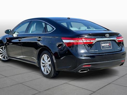 Used 2014 Toyota Avalon XLE Premium image 10