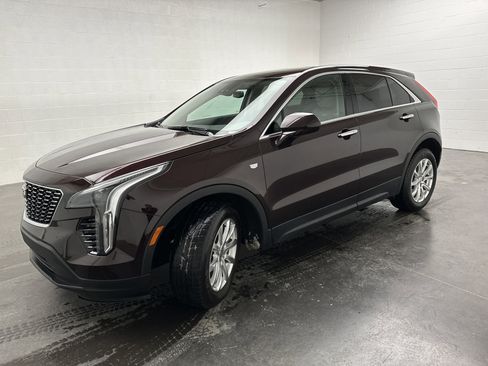 Used 2021 Cadillac XT4 Luxury image 4