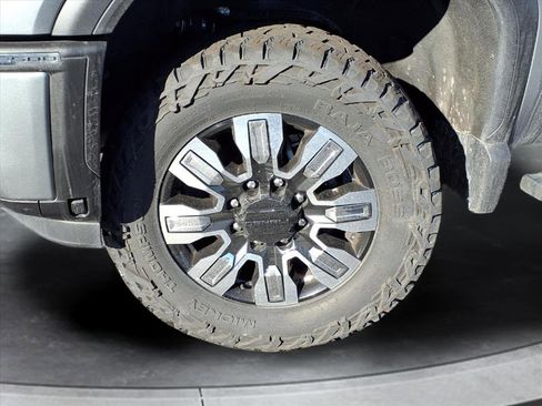 Used 2024 GMC Sierra 2500 Denali w/ Denali Reserve Package image 20