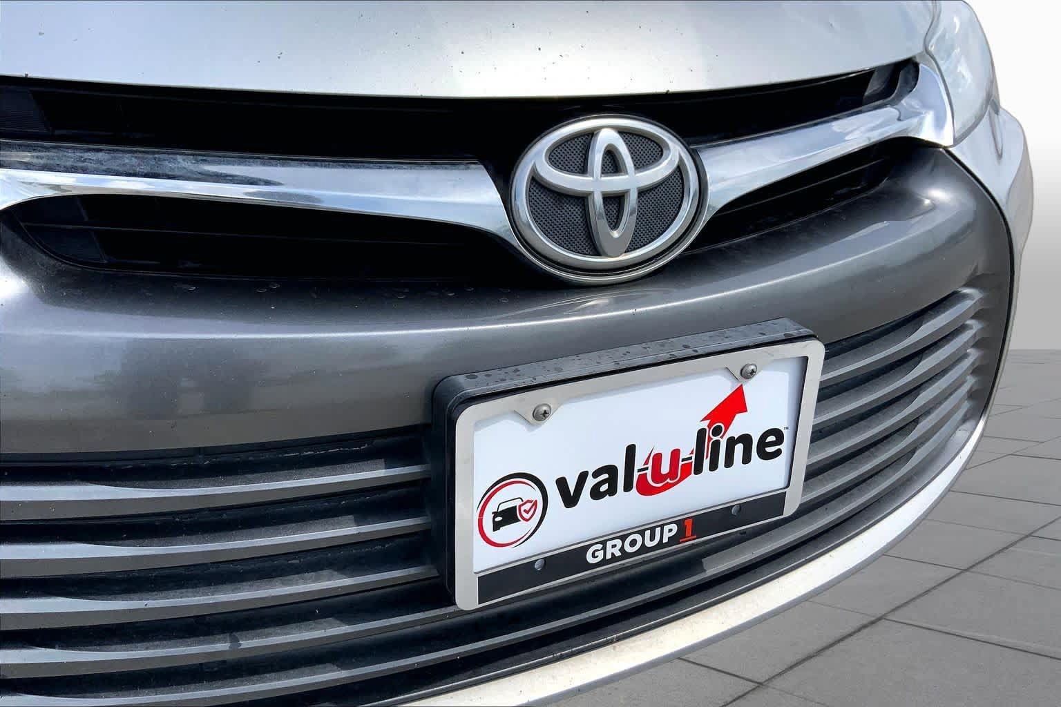 Used 2015 Toyota Camry LE FWD image 29