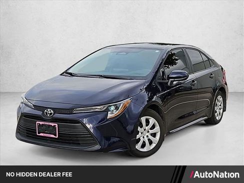 Used 2025 Toyota Corolla LE FWD image 1
