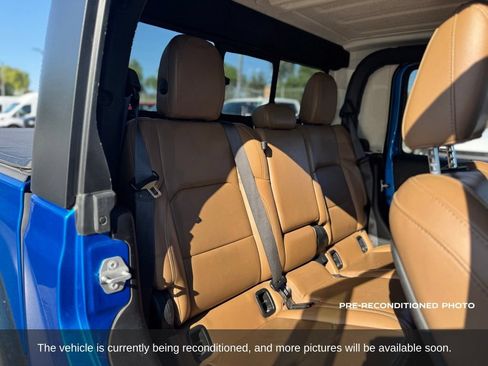 Used 2020 Jeep Gladiator Rubicon AWD/4WD image 13
