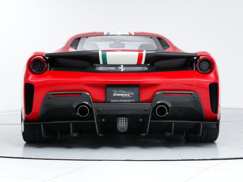 Certified 2020 Ferrari 488 Pista Coupe RWD image 8