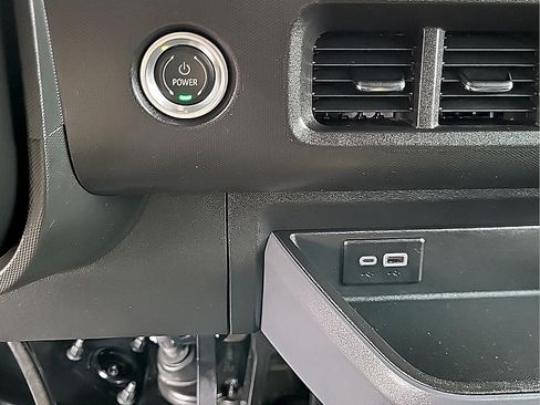 Used 2024 Chevrolet Brightdrop 600 w/ Battery Pack, Max Range AWD/4WD image 23