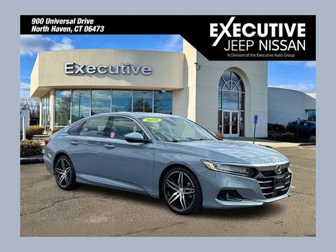 Used 2021 Jeep Wrangler Unlimited Sahara image 1