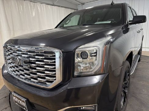 Used 2020 GMC Yukon Denali w/ Open Road Package AWD/4WD image 14
