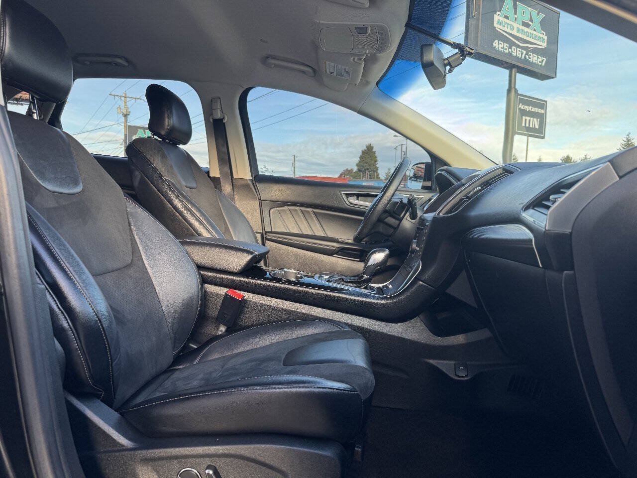 Used 2015 Ford Edge Sport AWD/4WD image 14