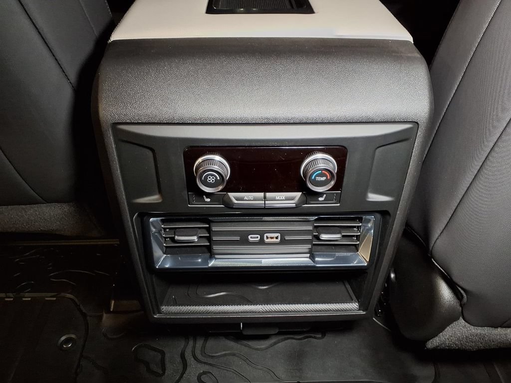 Used 2026 GMC Hummer EV SUV AWD/4WD image 13