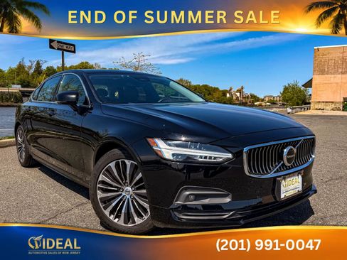Used 2022 Volvo S90 B6 Momentum AWD/4WD image 2