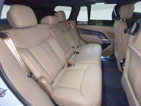 New 2026 Land Rover Range Rover SE AWD/4WD image 29