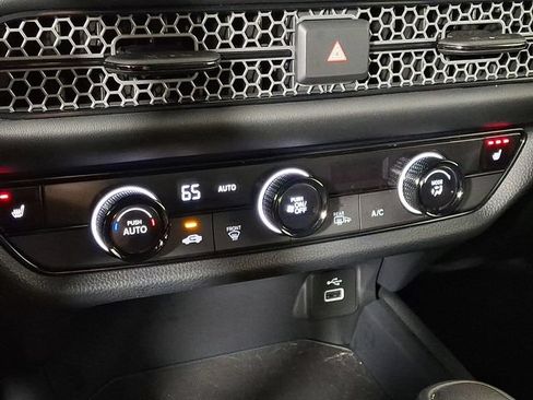 Used 2023 Honda HR-V Sport image 17