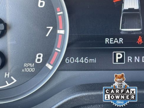 Used 2023 Nissan Titan SV w/ SV Convenience Package RWD image 32