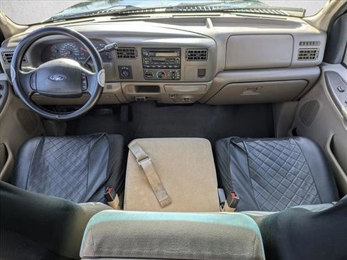 Used 2003 Ford F250 XLT image 14