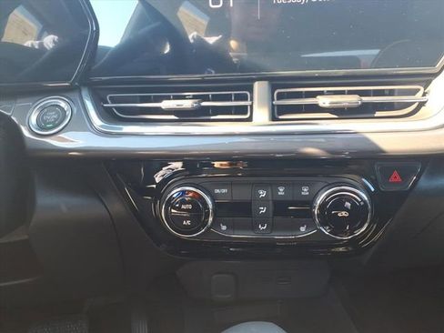 New 2026 Chevrolet Trax ACTIV w/ Sunroof Package image 15