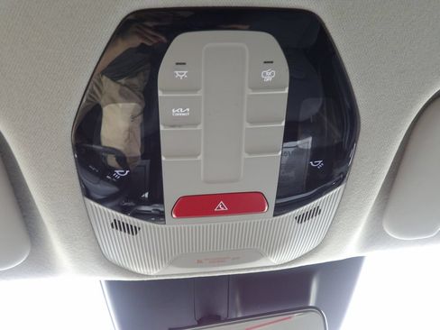 Certified 2025 Kia K4 EX FWD image 20