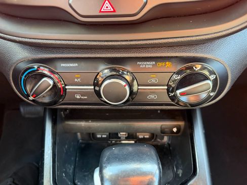 Used 2020 Kia Soul GT-Line w/ GT 2.0L Power Sunroof Package FWD image 19