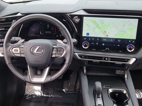 Used 2025 Lexus RX 350 Premium w/ Accessory Package (Z1) image 32