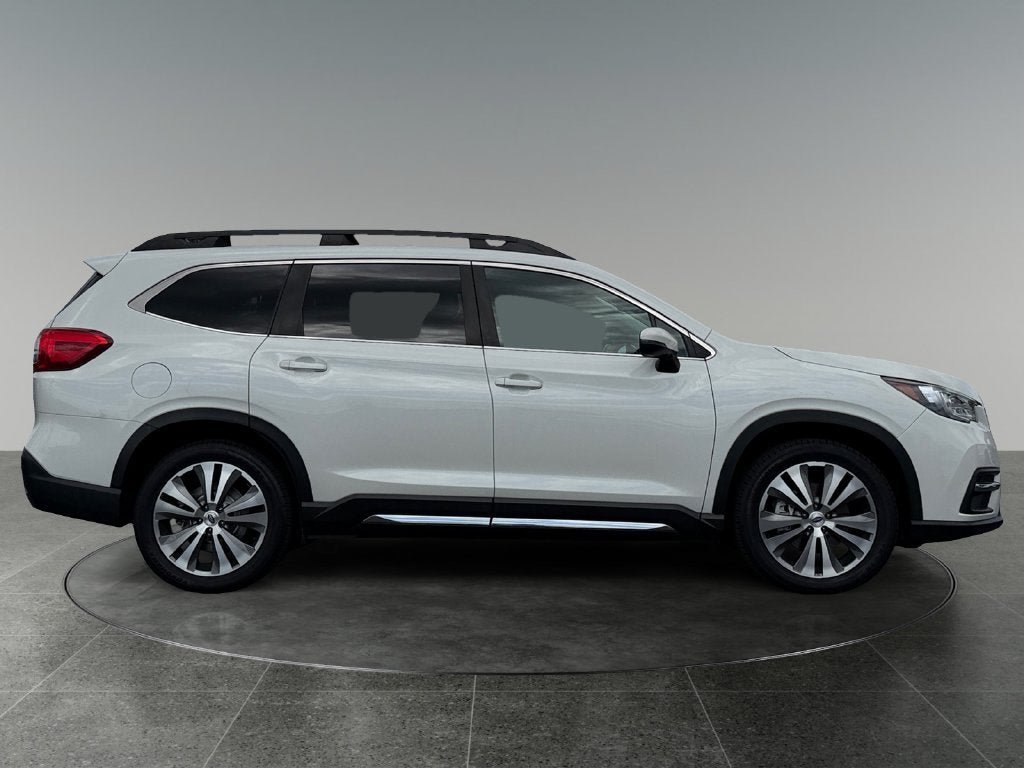 Used 2022 Subaru Ascent Limited w/ Technology Package AWD/4WD image 11