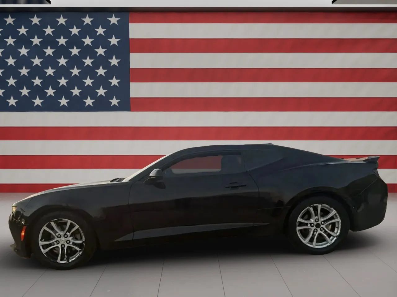 Used 2016 Chevrolet Camaro LT RWD image 10