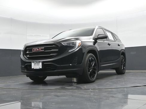 Used 2020 GMC Terrain SLE w/ Driver Convenience Package AWD/4WD image 39