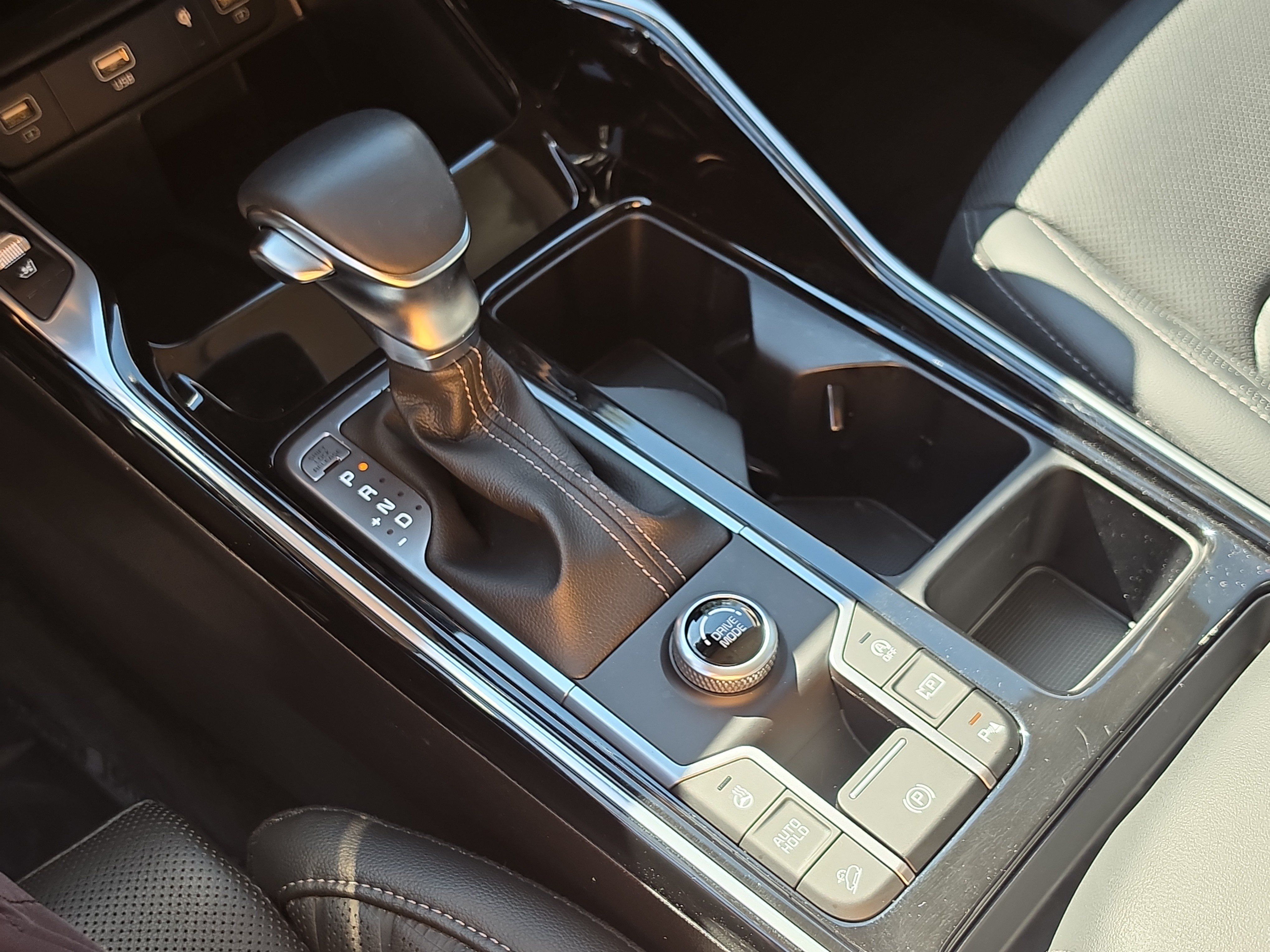 Certified 2022 Kia Sorento SX FWD image 28