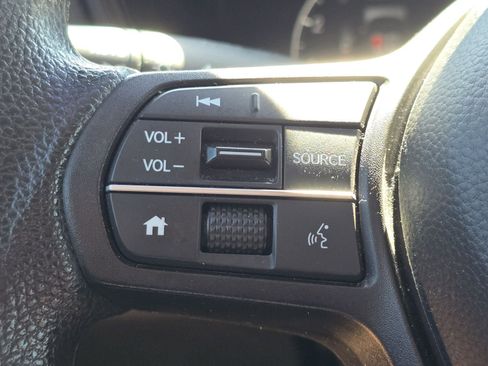 Used 2023 Honda CR-V LX image 28