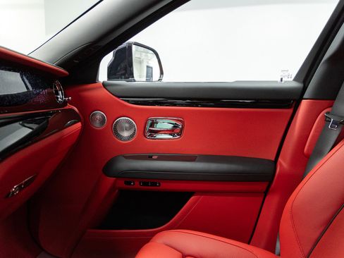 Used 2025 Rolls-Royce Ghost image 42
