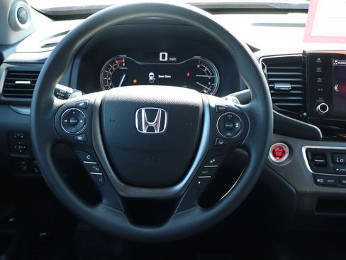 Used 2023 Honda Ridgeline Sport image 13