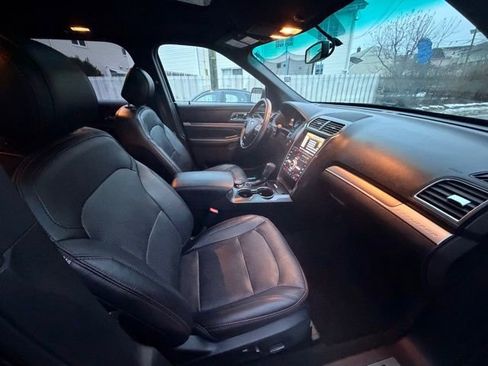 Used 2016 Ford Explorer Sport w/ Equipment Group 401A image 37
