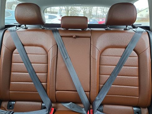 Used 2018 Volkswagen Golf Alltrack S image 19