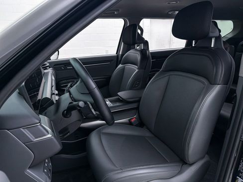 Used 2024 Kia EV9 Light Long Range image 20