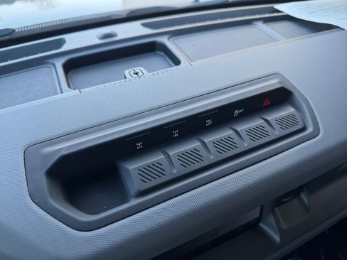 Used 2024 Ford Bronco Black Diamond w/ Sasquatch Package image 31