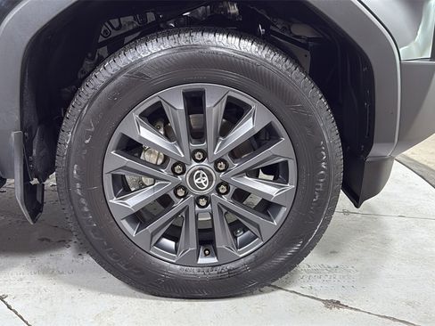 Used 2024 Toyota Land Cruiser Base image 21