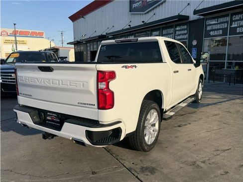 Used 2019 Chevrolet Silverado 1500 Custom w/ Custom Max Trailering Package AWD/4WD image 14