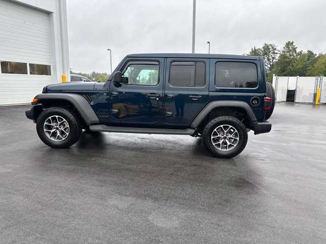 Used 2025 Jeep Wrangler Unlimited Sport AWD/4WD image 2